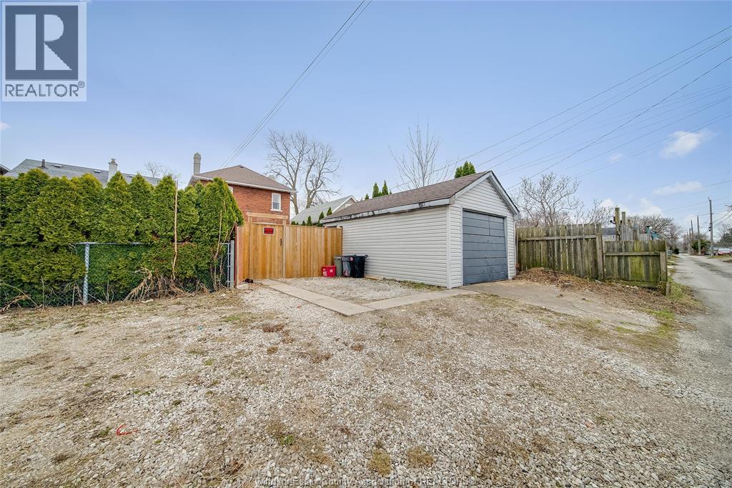 1511 Hall, Windsor, Ontario  N8X 4R6 - Photo 44 - 26013116