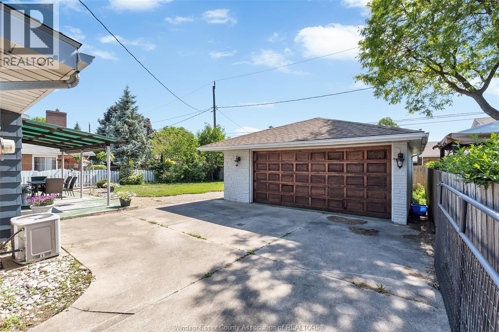 2695 Sierra Drive, Windsor, Ontario  N9E 2Y9 - Photo 39 - 26013114
