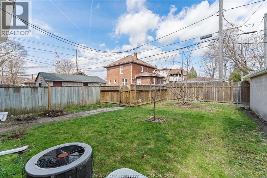 72-74 Hanna Street East, Windsor, Ontario  N8X 2M9 - Photo 33 - 26013134