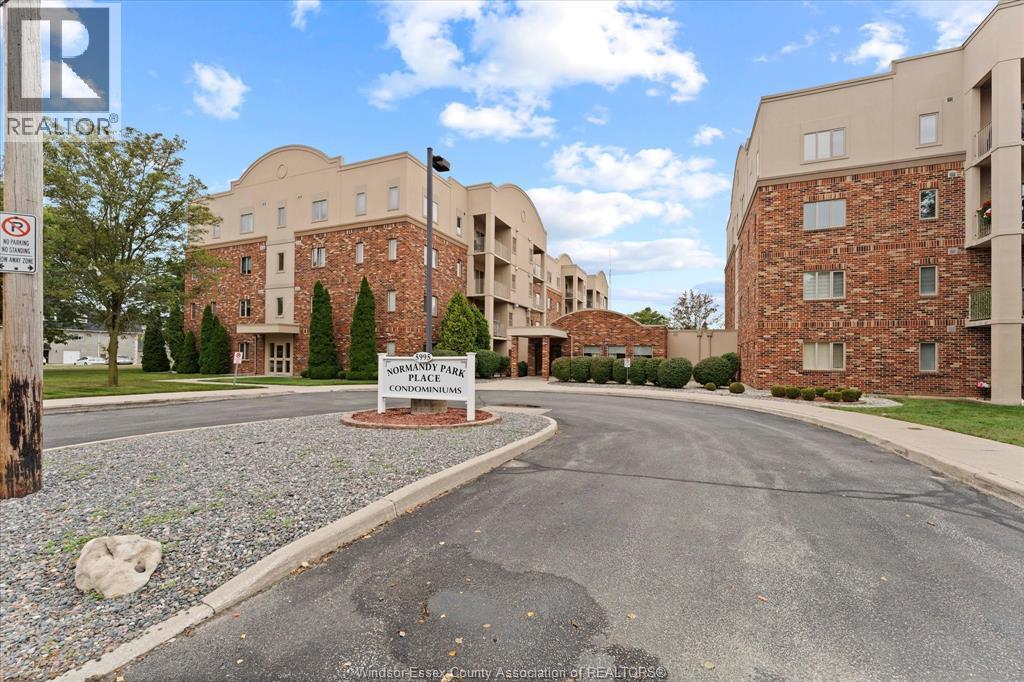 5995 Ellis Street Unit# 115, Lasalle, Ontario  N9H 2P1 - Photo 4 - 26013145