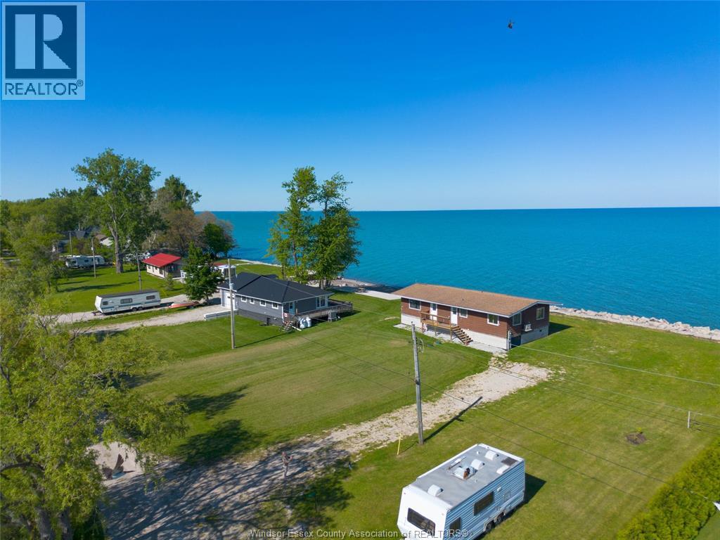 91 Marentette Beach Road, Leamington, Ontario  N8H 3V7 - Photo 1 - 26013111