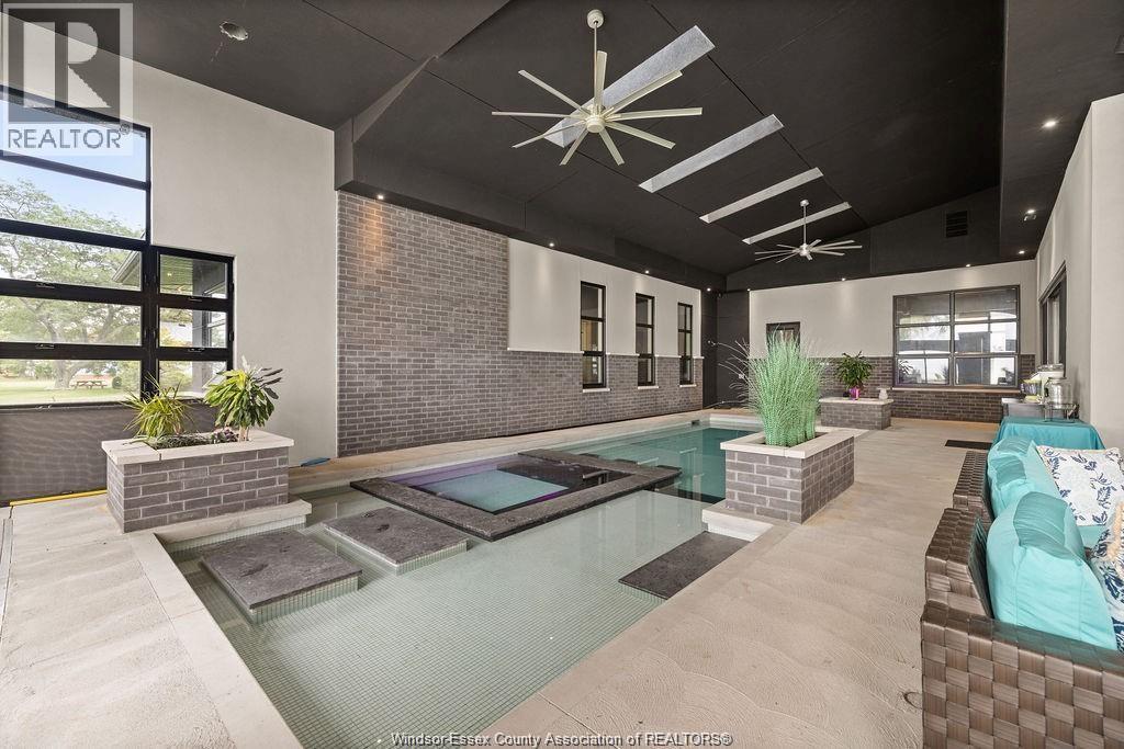 551 Ross Beach Road, Lakeshore, Ontario  N0R 1A0 - Photo 28 - 26013194