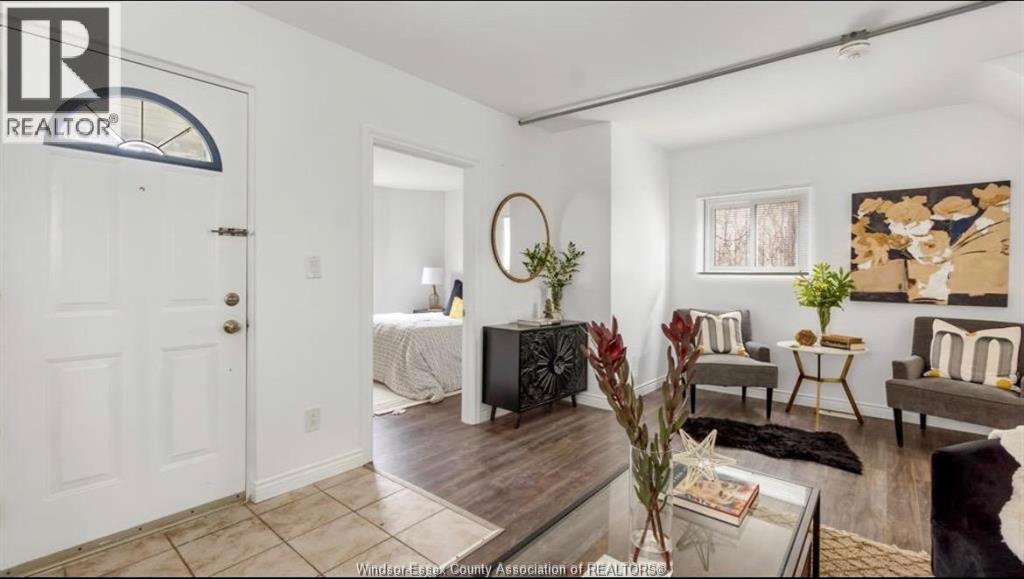 329 Pierre Avenue Unit# Main Floor, Windsor, Ontario  N9A 2J7 - Photo 2 - 26013254