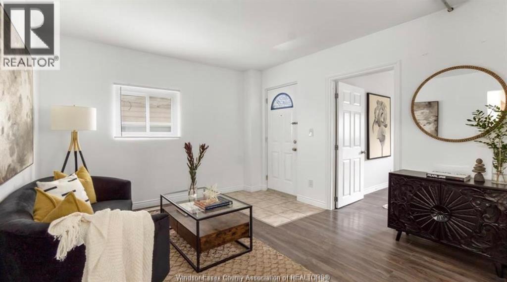 329 Pierre Avenue Unit# Main Floor, Windsor, Ontario  N9A 2J7 - Photo 3 - 26013254