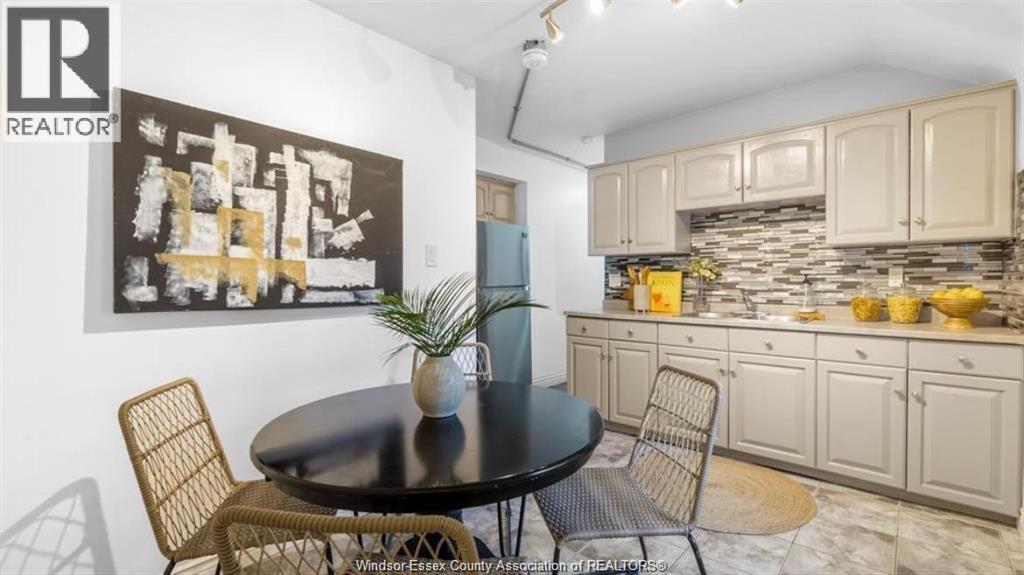 329 Pierre Avenue Unit# Main Floor, Windsor, Ontario  N9A 2J7 - Photo 6 - 26013254