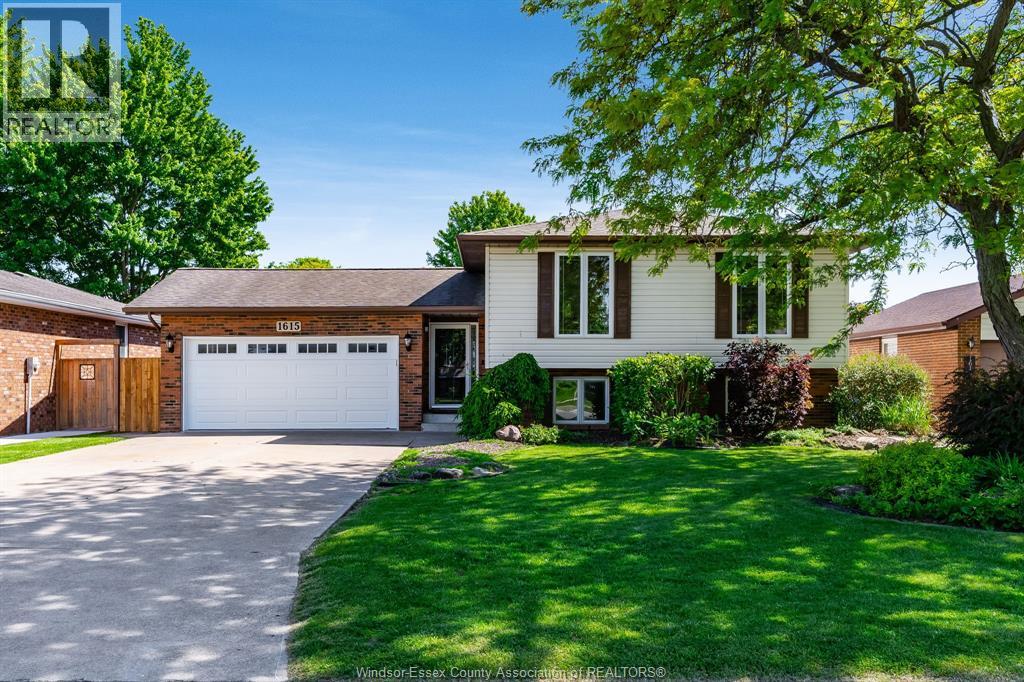 1615 ELMWOOD AVENUE, Lakeshore, Ontario