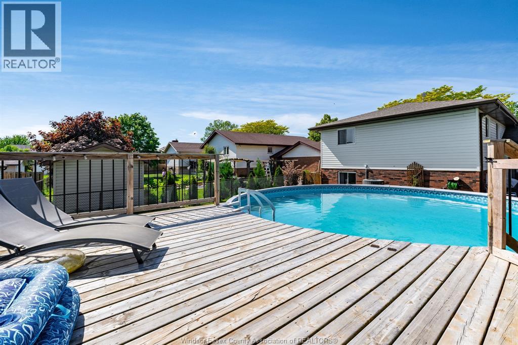 1615 Elmwood Avenue, Lakeshore, Ontario  N9C 1Y6 - Photo 38 - 26013247