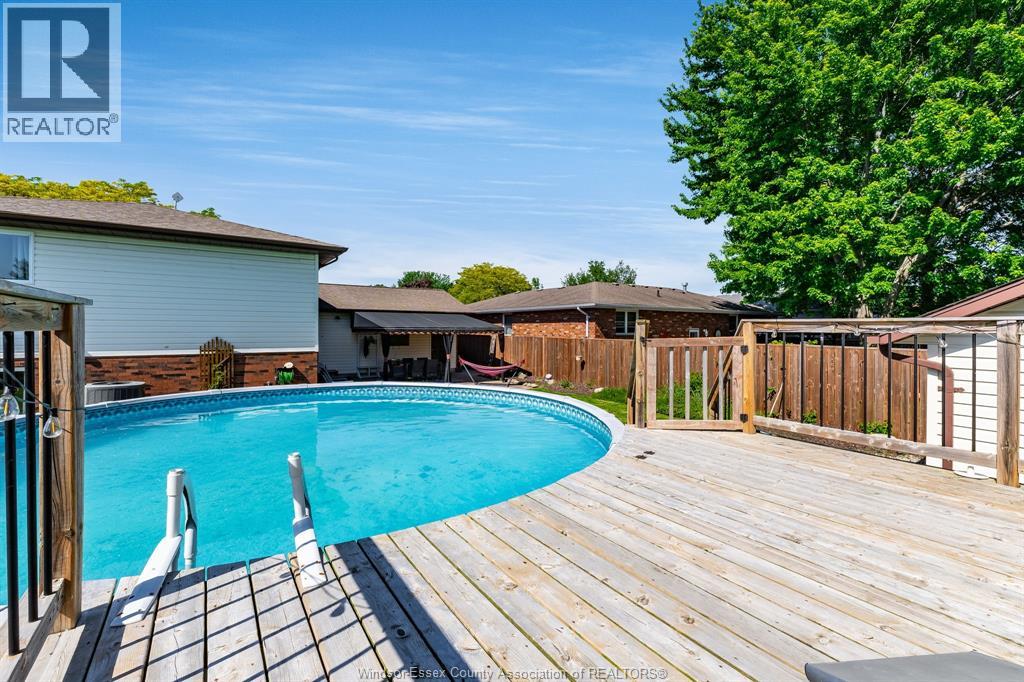 1615 Elmwood Avenue, Lakeshore, Ontario  N9C 1Y6 - Photo 39 - 26013247