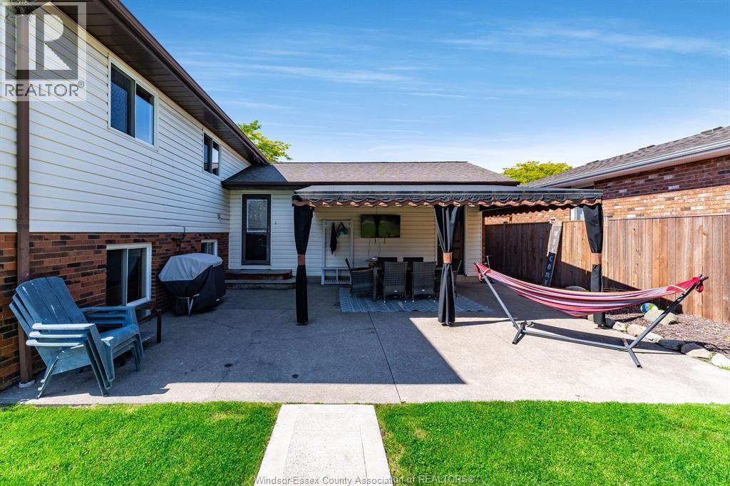 1615 Elmwood Avenue, Lakeshore, Ontario  N9C 1Y6 - Photo 40 - 26013247