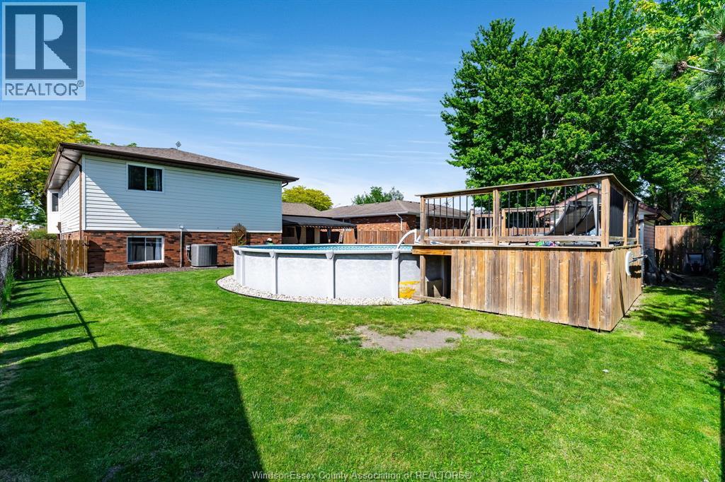 1615 Elmwood Avenue, Lakeshore, Ontario  N9C 1Y6 - Photo 41 - 26013247