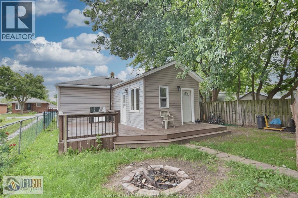 2591 Meighen Road, Windsor, Ontario  N9A 2S6 - Photo 11 - 26013264