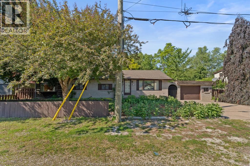 310 River Avenue, Lasalle, Ontario  N9J 1A2 - Photo 4 - 26013294