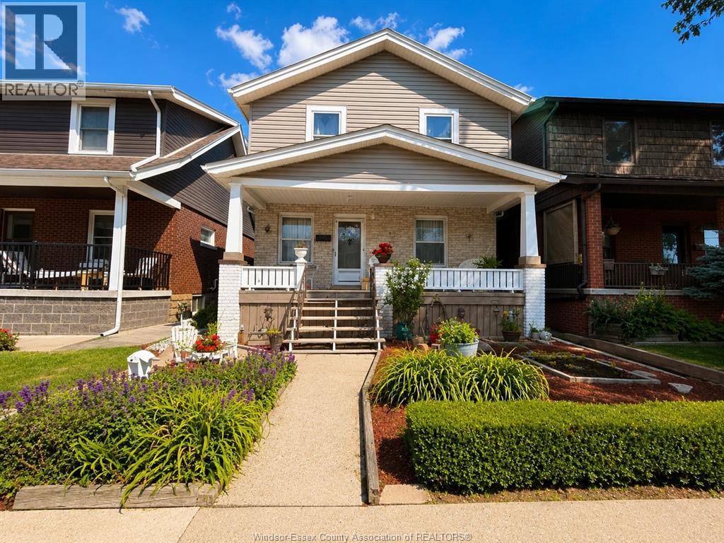 382 Pine Street, Windsor, Ontario  N9A 6E2 - Photo 1 - 26013312