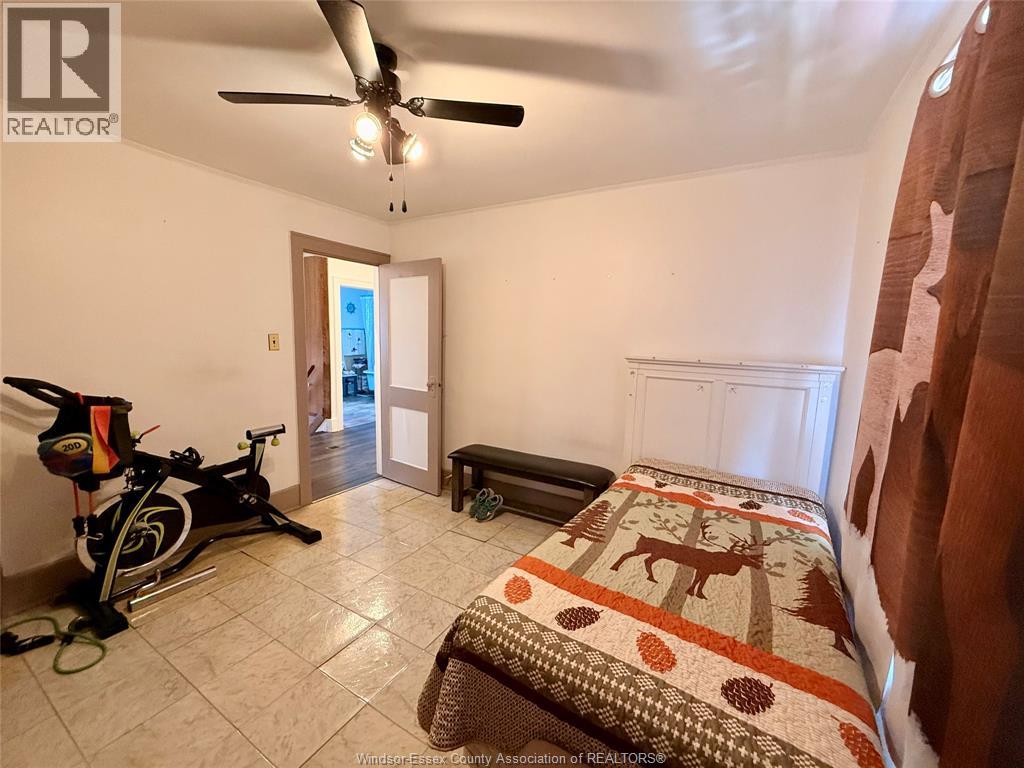 382 Pine Street, Windsor, Ontario  N9A 6E2 - Photo 7 - 26013312