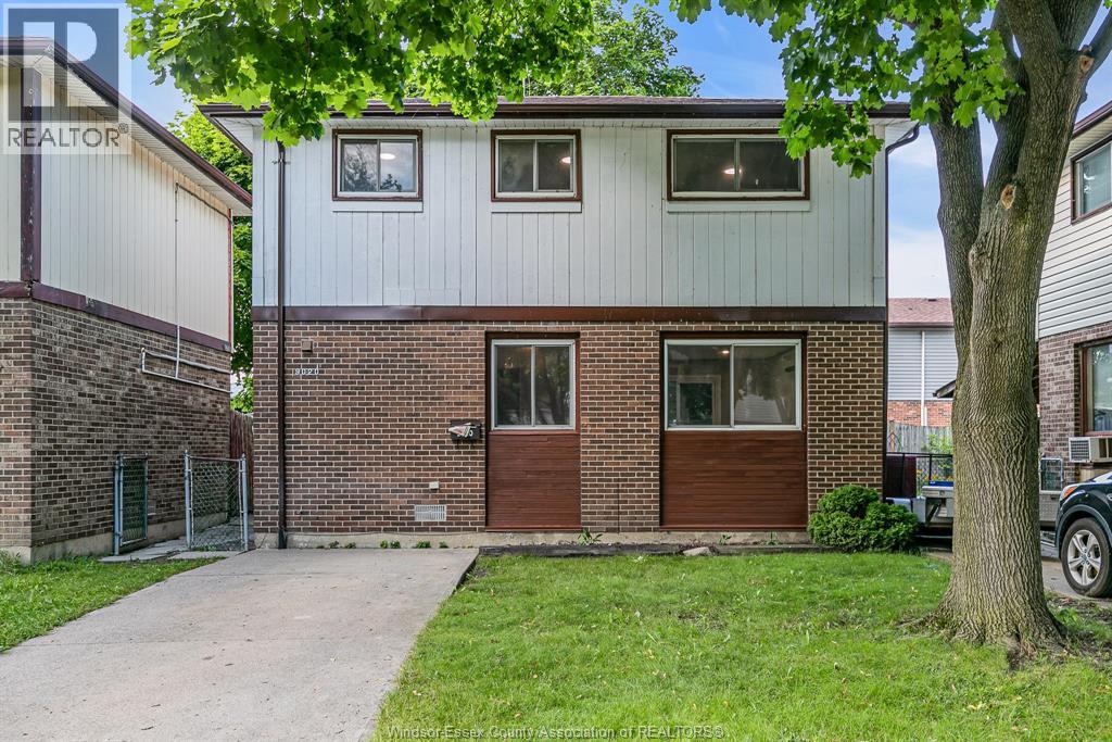 9020 Conway Court, Windsor, Ontario  N8S 4G3 - Photo 1 - 26013317