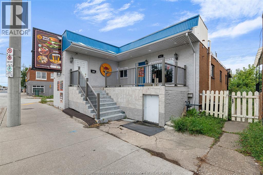 1011 Wyandotte, Windsor, Ontario  N9A 5Y6 - Photo 2 - 26013306