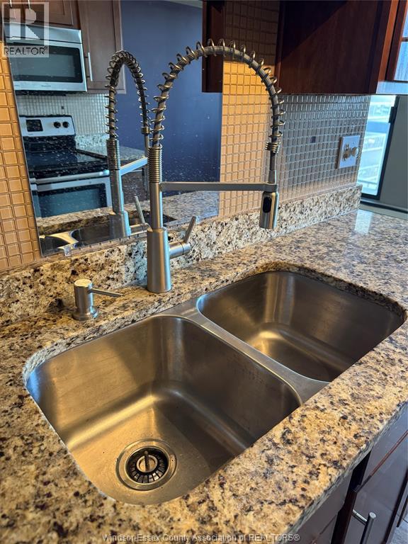 150 Park West Unit# 1707, Windsor, Ontario  N9A 7A2 - Photo 7 - 26013300