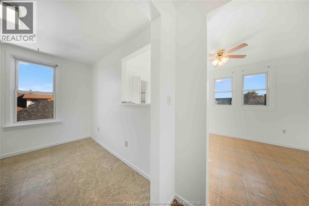 2404 Howard Avenue, Windsor, Ontario  N8T 2M1 - Photo 22 - 26013164