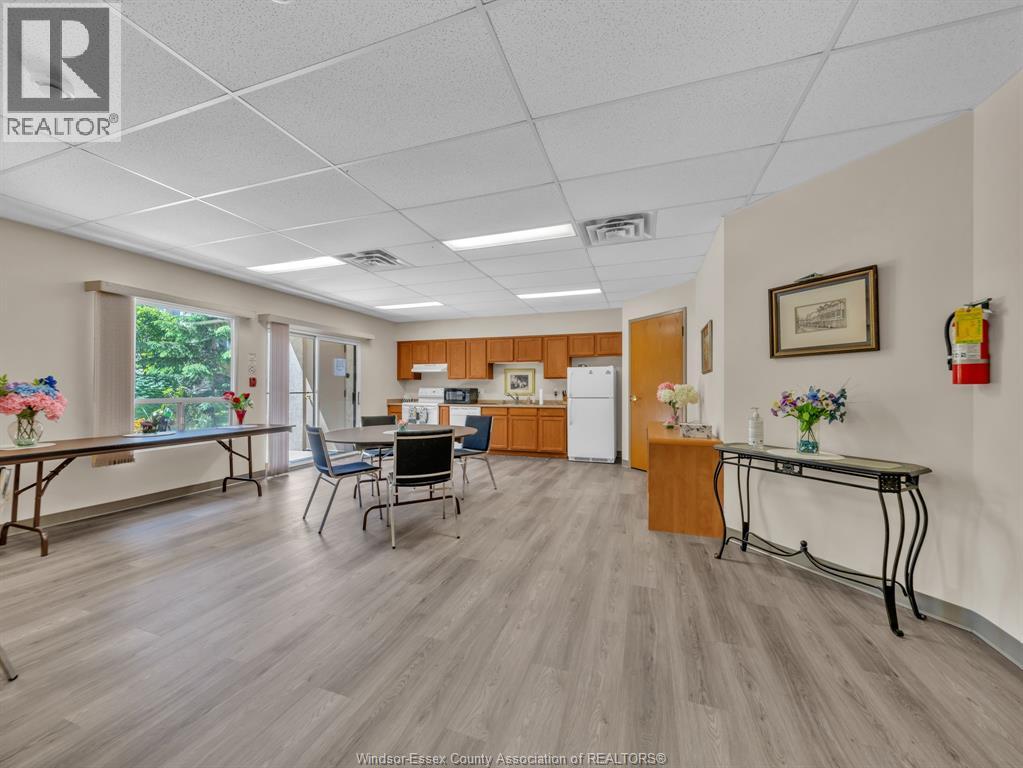 315 Village Grove Drive Unit# 505, Tecumseh, Ontario  N8N 5G4 - Photo 12 - 26013286