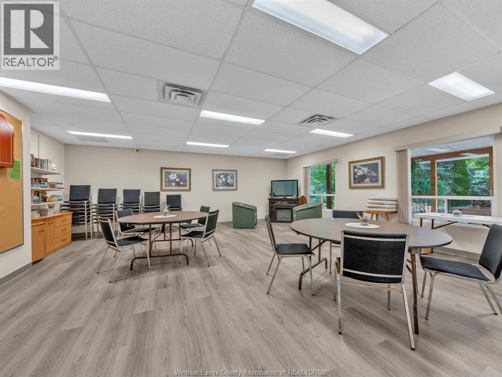 315 Village Grove Drive Unit# 505, Tecumseh, Ontario  N8N 5G4 - Photo 14 - 26013286
