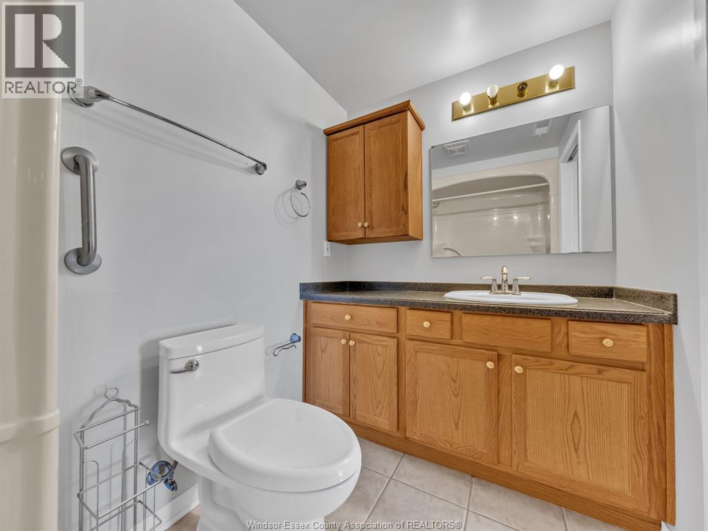 315 Village Grove Drive Unit# 505, Tecumseh, Ontario  N8N 5G4 - Photo 45 - 26013286