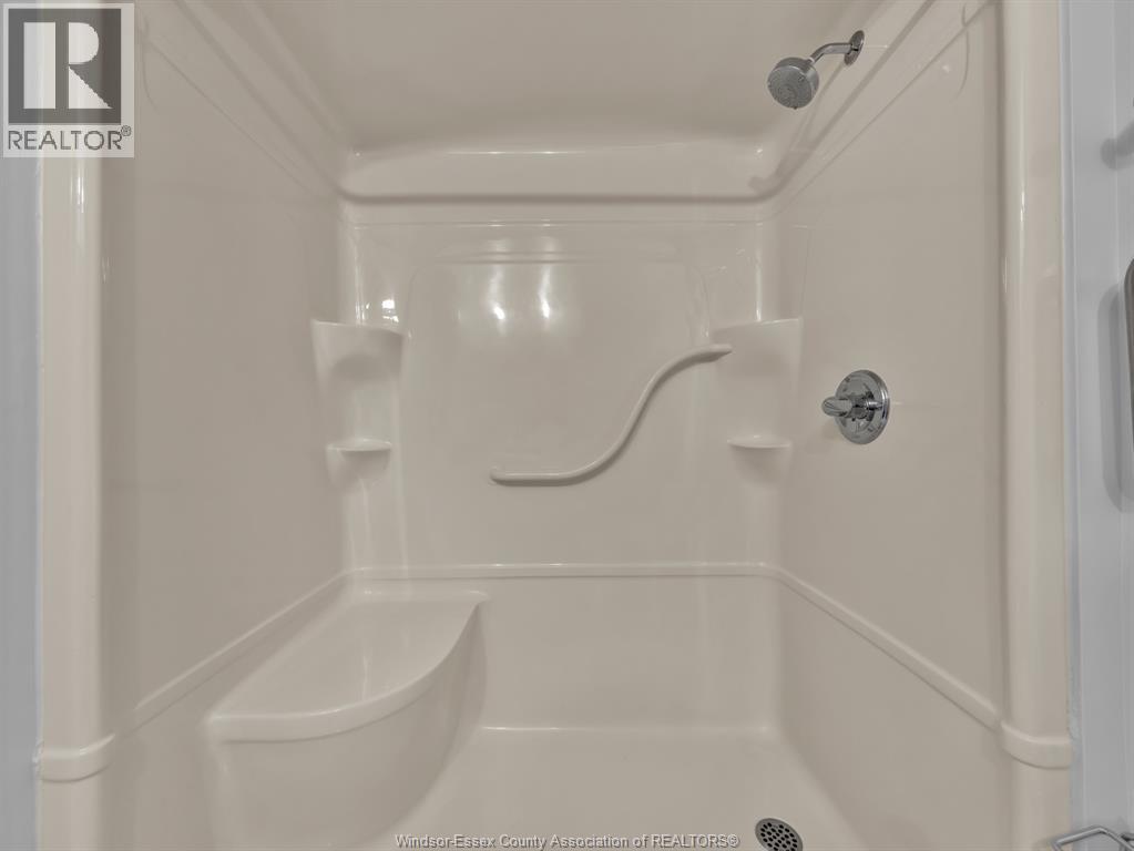 315 Village Grove Drive Unit# 505, Tecumseh, Ontario  N8N 5G4 - Photo 46 - 26013286