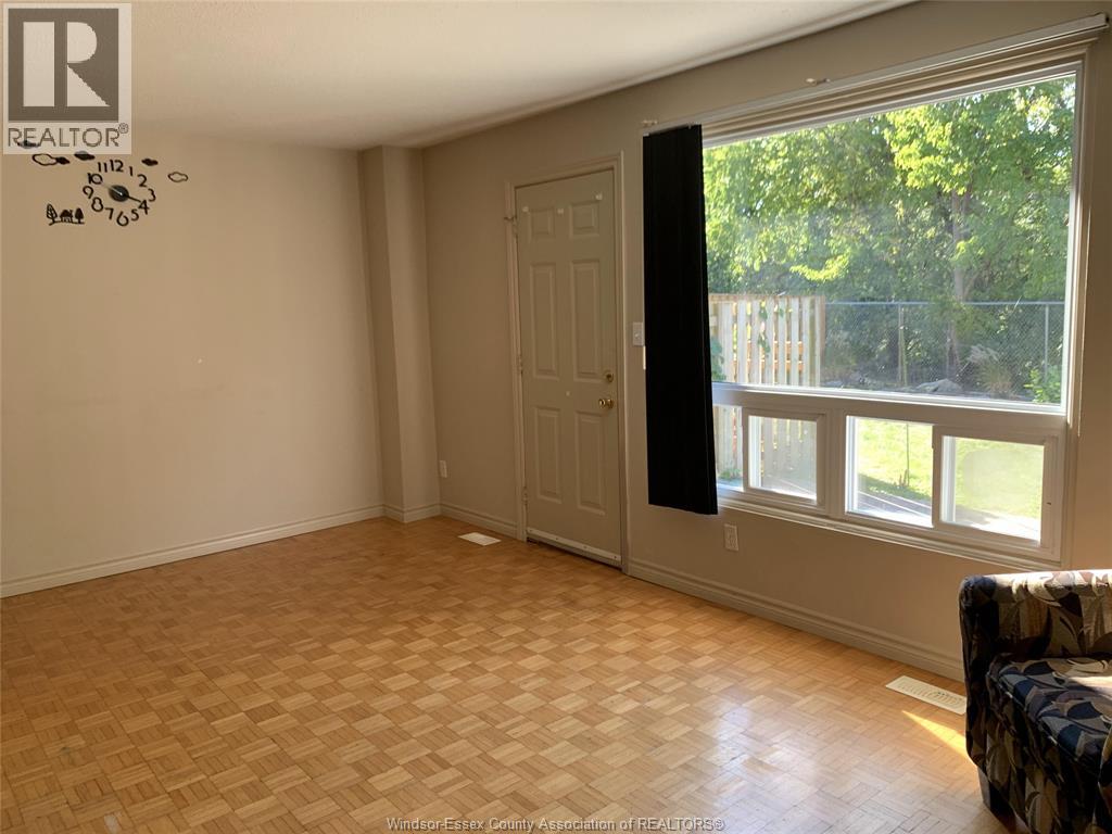 9394 Esplanade Drive Unit# 3, Windsor, Ontario  N8R 2A3 - Photo 6 - 26013386