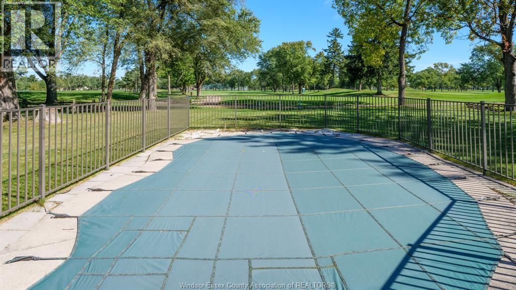4054 Roseland Drive West, Windsor, Ontario  N9G 1Z8 - Photo 42 - 26013410