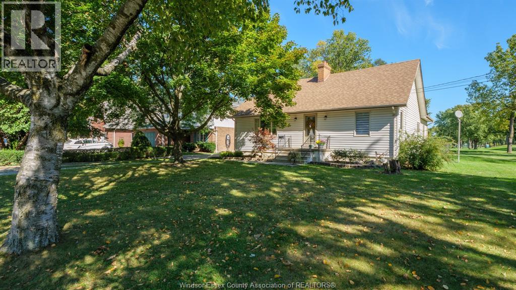 4054 Roseland Drive West, Windsor, Ontario  N9G 1Z8 - Photo 5 - 26013410