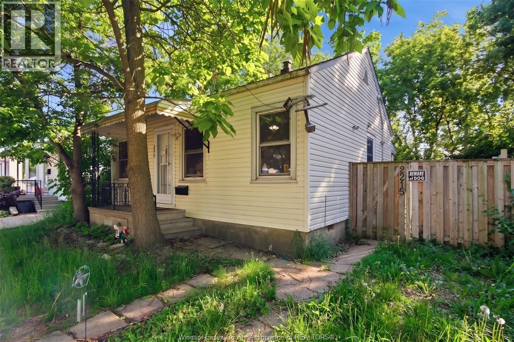 2215 Forest Avenue, Windsor, Ontario  N8W 2G7 - Photo 2 - 26013447