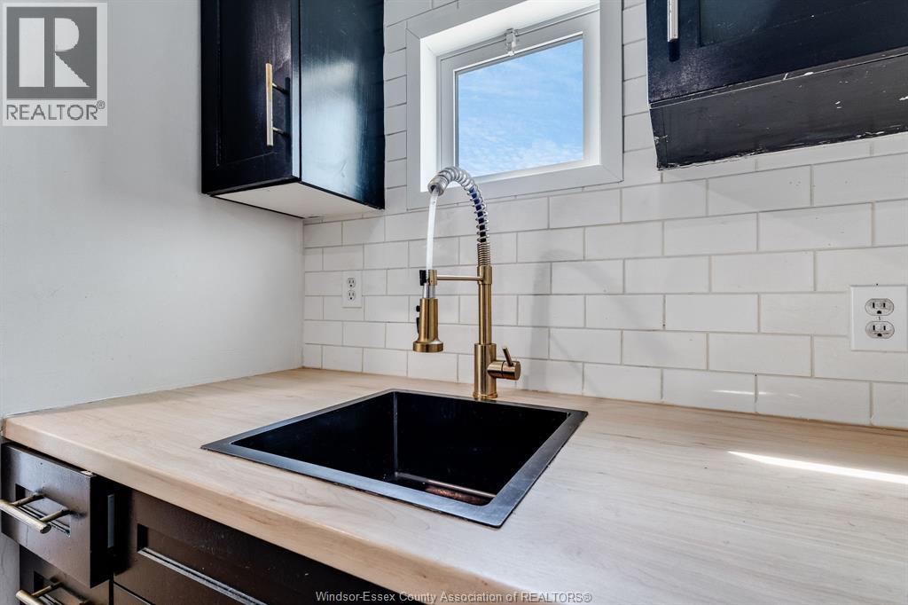 8 Payne Street, Chatham, Ontario  N7M 4M9 - Photo 8 - 26013437