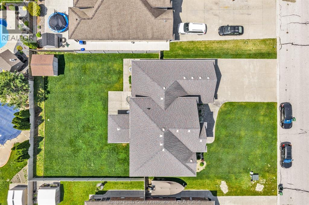 1049 Huntington Boulevard, Lakeshore, Ontario  N0R 1A0 - Photo 4 - 26013405