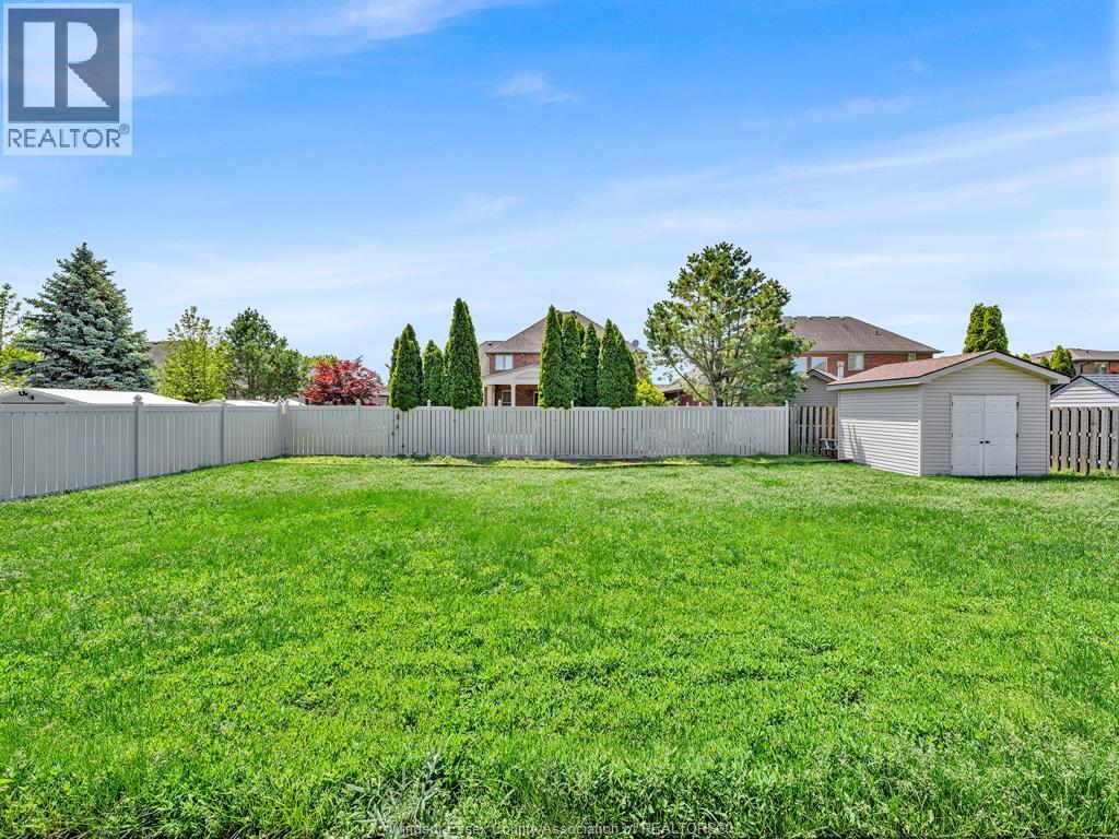1049 Huntington Boulevard, Lakeshore, Ontario  N0R 1A0 - Photo 48 - 26013405