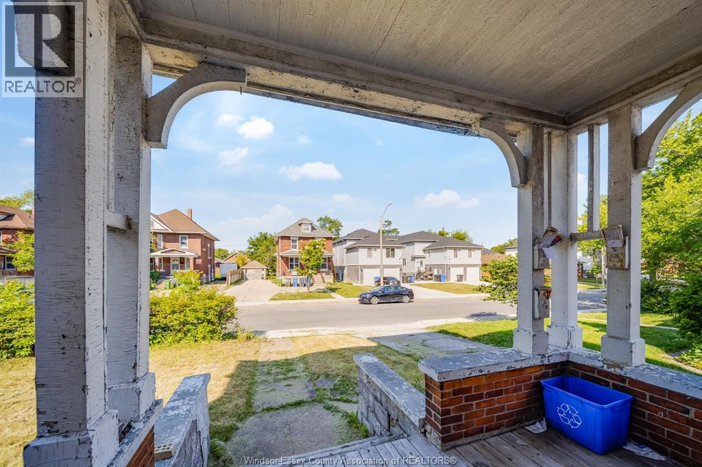 540 Campbell Avenue, Windsor, Ontario  N9B 2H4 - Photo 18 - 26013202