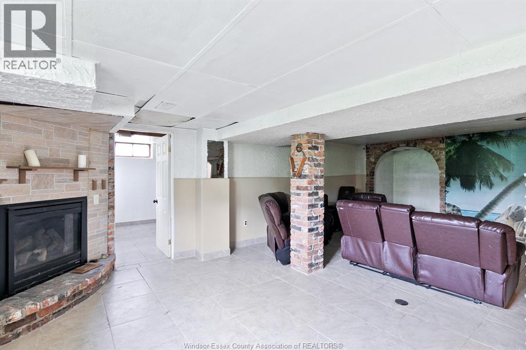 3200 Longfellow Avenue Unit# Lower, Windsor, Ontario  N9E 2L6 - Photo 3 - 26013414
