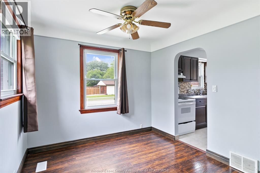 3200 Longfellow Avenue Unit# Upper, Windsor, Ontario  N9E 2L6 - Photo 3 - 26013413