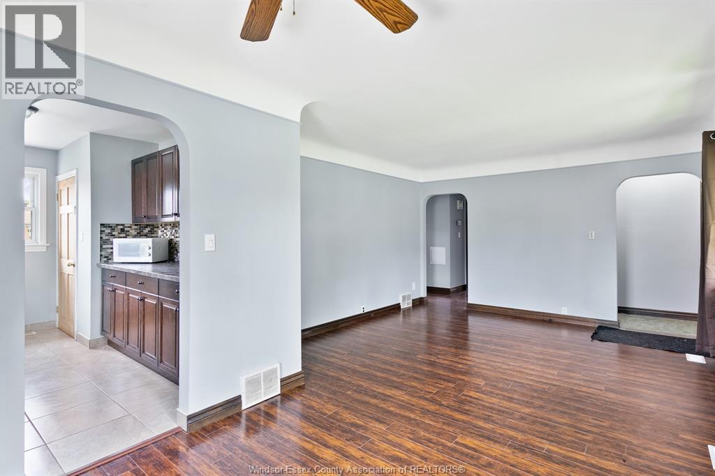 3200 Longfellow Avenue Unit# Upper, Windsor, Ontario  N9E 2L6 - Photo 4 - 26013413