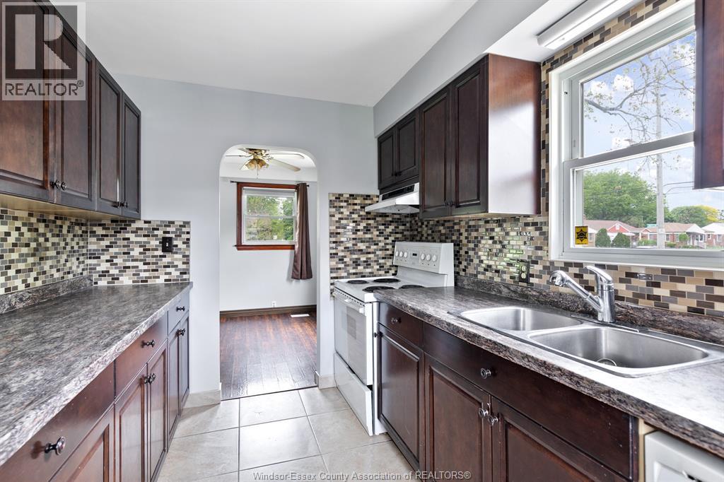 3200 Longfellow Avenue Unit# Upper, Windsor, Ontario  N9E 2L6 - Photo 6 - 26013413