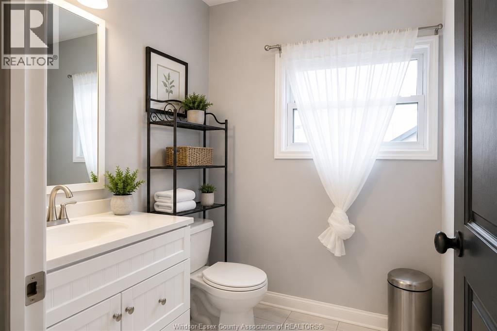 2429 Howard Avenue, Windsor, Ontario  N9X 3V5 - Photo 10 - 26013422