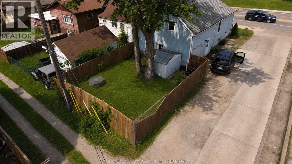 2429 Howard Avenue, Windsor, Ontario  N9X 3V5 - Photo 3 - 26013422