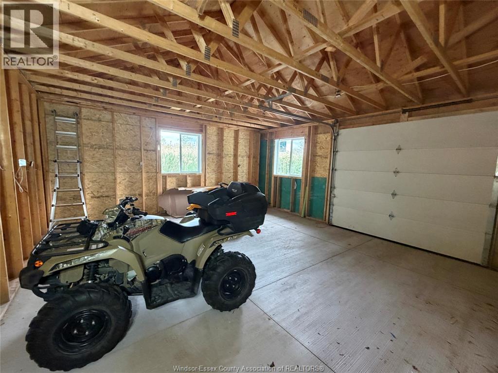2040 Front Road North, Amherstburg, Ontario  N9V 3R3 - Photo 47 - 26013516