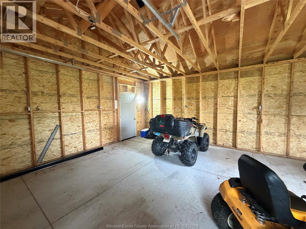 2040 Front Road North, Amherstburg, Ontario  N9V 3R3 - Photo 48 - 26013516