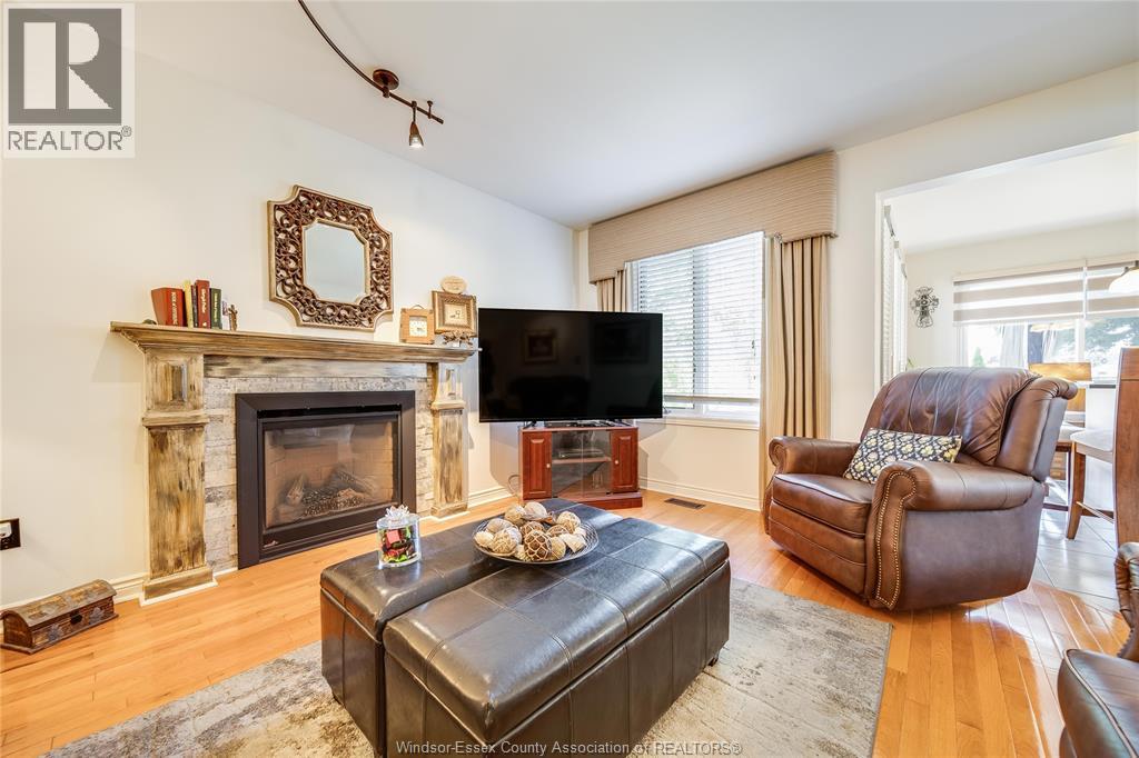 2485 Youngstown Street, Windsor, Ontario  N9E 4L7 - Photo 14 - 26012478
