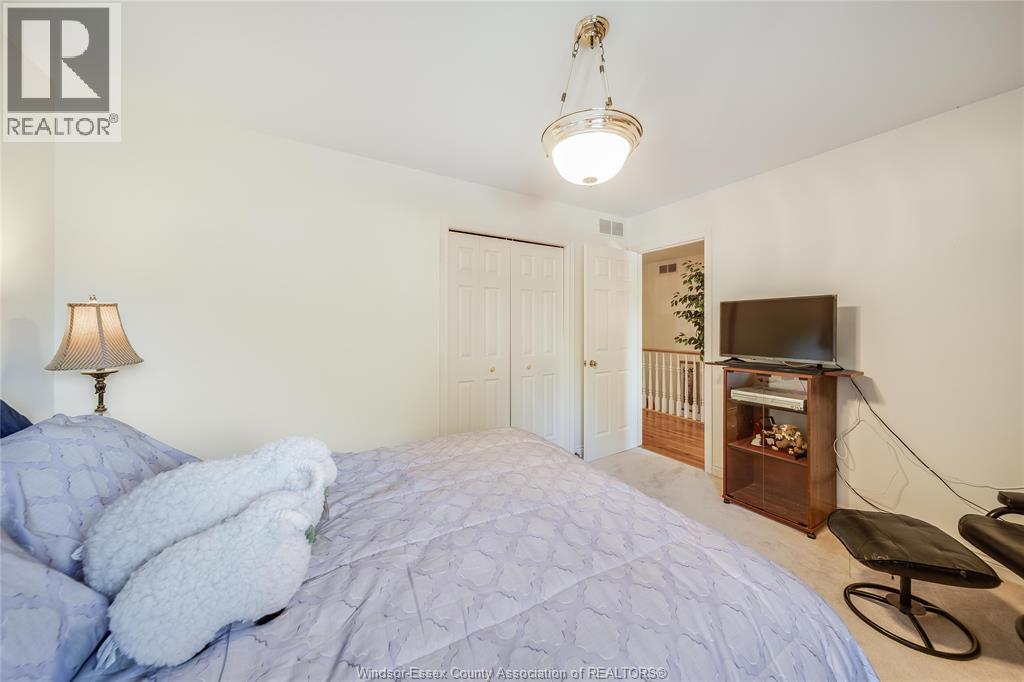 2485 Youngstown Street, Windsor, Ontario  N9E 4L7 - Photo 31 - 26012478
