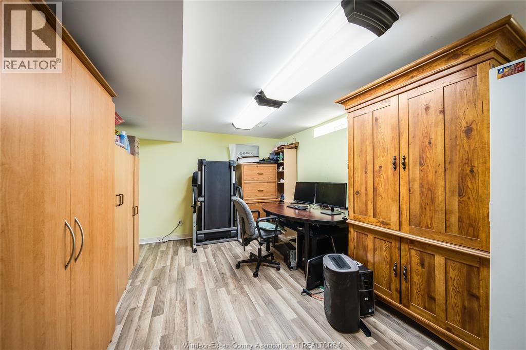 2485 Youngstown Street, Windsor, Ontario  N9E 4L7 - Photo 41 - 26012478