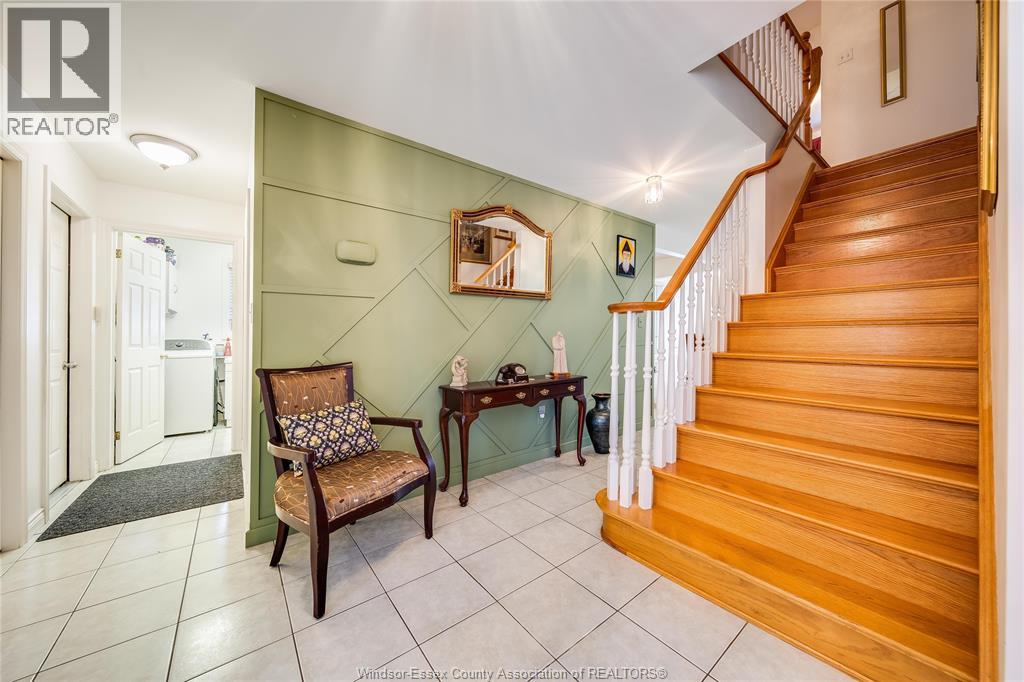 2485 Youngstown Street, Windsor, Ontario  N9E 4L7 - Photo 8 - 26012478