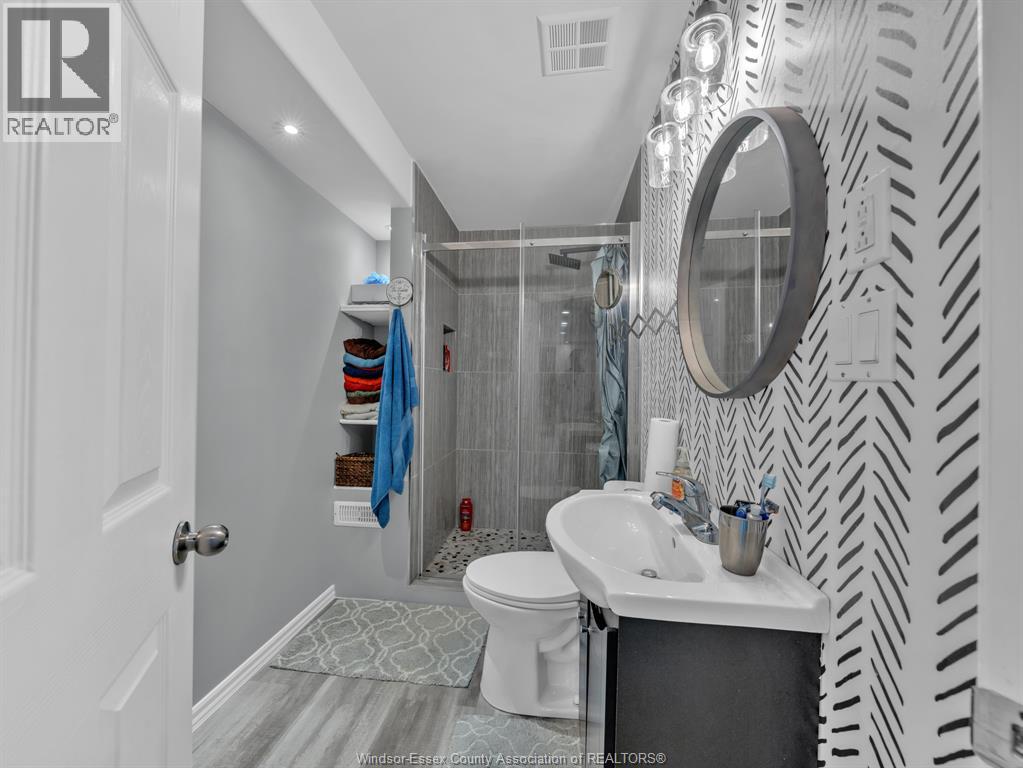 1045 Clover Avenue, Windsor, Ontario  N8P 1V8 - Photo 20 - 26013571