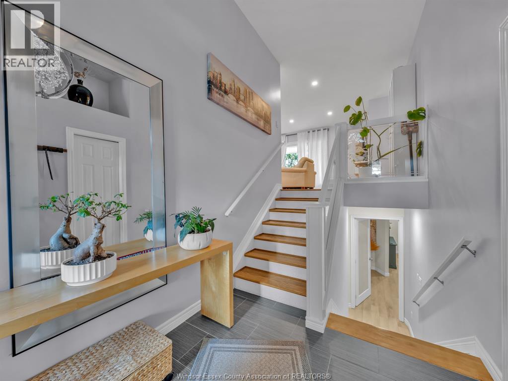 1045 Clover Avenue, Windsor, Ontario  N8P 1V8 - Photo 5 - 26013571