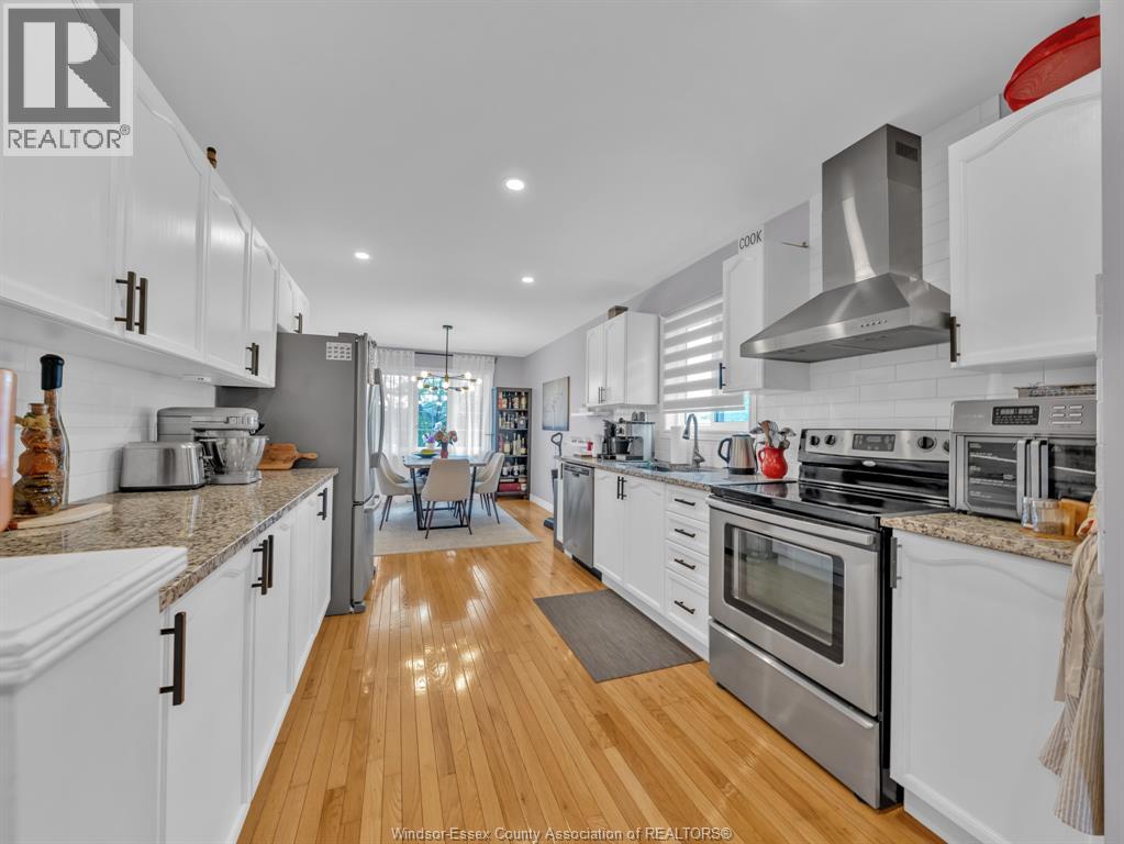 1045 Clover Avenue, Windsor, Ontario  N8P 1V8 - Photo 8 - 26013571