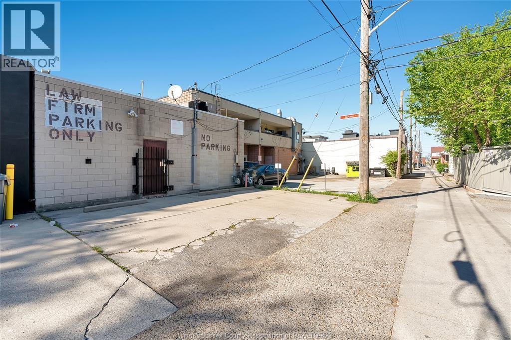 635 Erie Street East, Windsor, Ontario  N9A 3Y1 - Photo 38 - 26013603